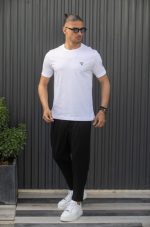 HENRY TRIANGLE SMALL LOGO TEE - Image 10