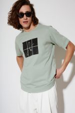 STEFAN WINDOW LOGO TSHIRT - Image 4