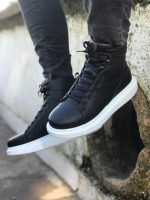 MONOCHROME BOOTS WITH CONTRAST SOLE - Image 4