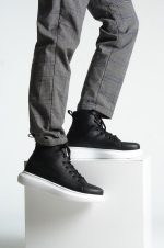 MONOCHROME BOOTS WITH CONTRAST SOLE - Image 5