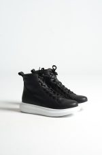 MONOCHROME BOOTS WITH CONTRAST SOLE - Image 6