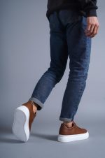 MONOCHROME SNEAKERS WITH CONTRAST SOLE - Image 4