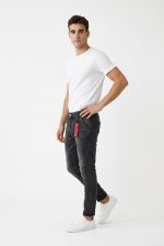 BACK2JEANS STREET FIT RIPPED JEANS - Image 4