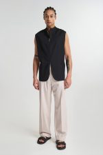 PCOC SLEEVELESS ZIPPER BLAZER - Image 3