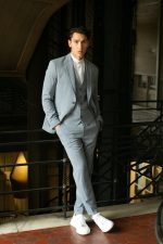 HACKERS LINEN BLEND TEXTURED BLAZER