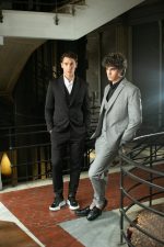 HACKERS ELASTIC SLIM FIT TEXTURED BLAZER - Image 18