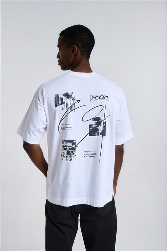 PCOC BACK LETTERS OVERSIZED LOGO TEE