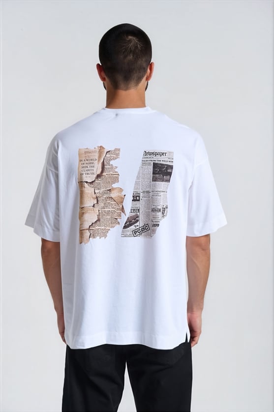 PCOC NEWSPAPER BACK OVERSIZED LOGO TEE
